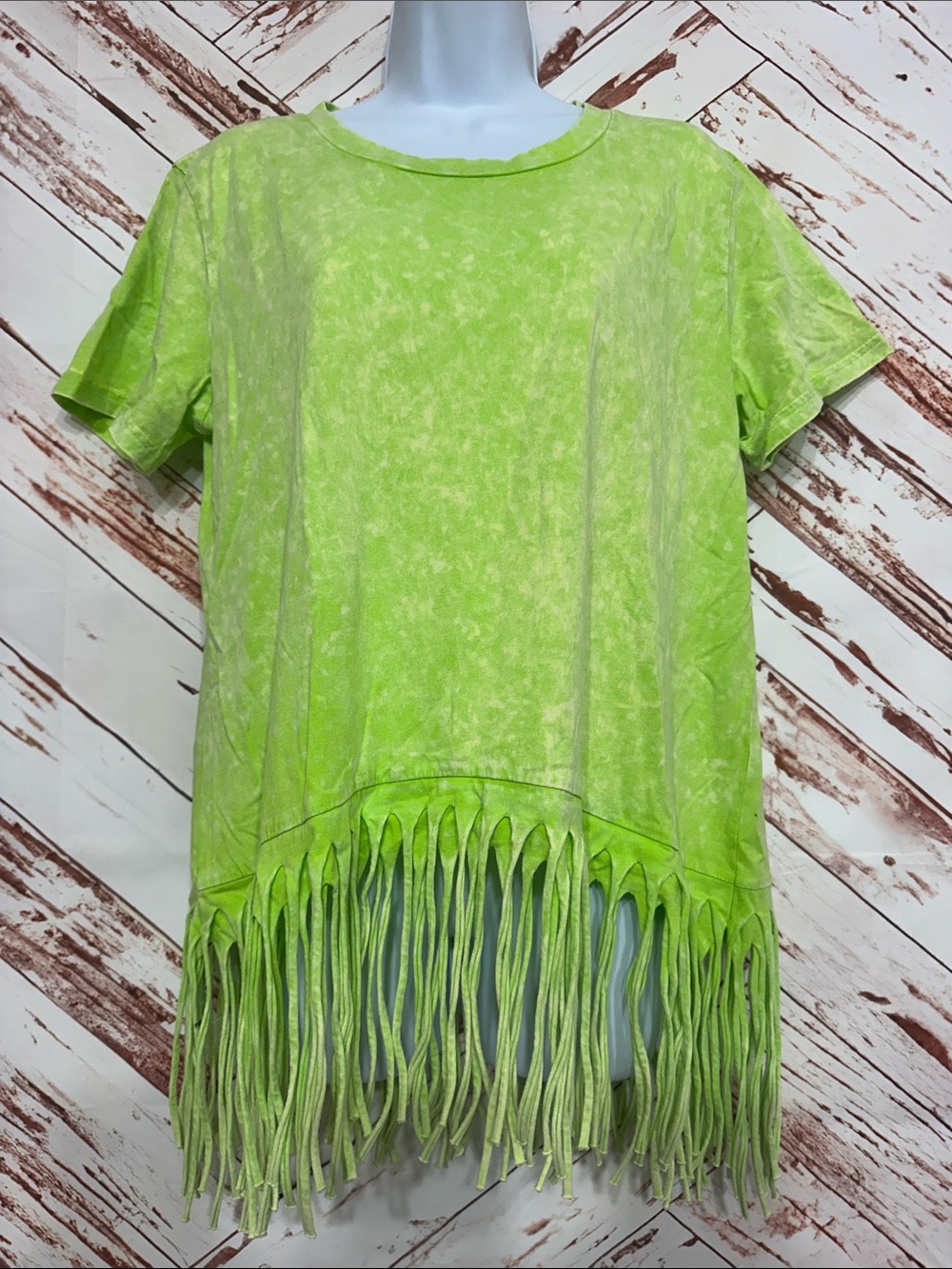 NWT BiBi Neon Lime Short Sleeve Fringe Hem Tee